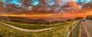 Sheffield’s Bole Hills looked decent during sunrise the other morning. Swipe to check out the full panorama. 🤟🌞👌💕