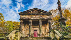 Some photos from walking Ozzy, at Sheffield General Cemetery, that I edited on stream the other day. https://twitch.tv/…