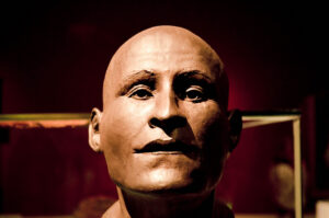 Iufenamun, the Mummy Priest