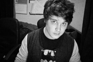 Dailybooth. Well, having my forums get hacked wasn't the best start to the New Year but talking to an old friend has be…