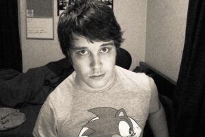 Dailybooth. Woke up super late today and I have no decent painkillers in, looks like another night up struggling with s…