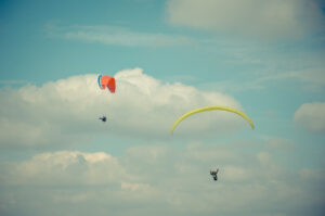 Paragliding, atop Mam Tor Paragliding, atop Mam Tor Paragliding, atop Mam Tor Paragliding, atop Mam Tor Paragliding, at…