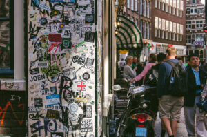 Stickers’ perspective. Amsterdam