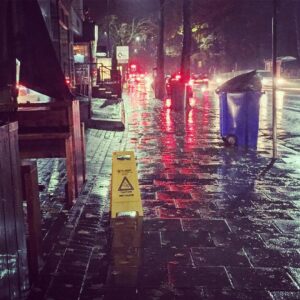 The Beer House on #ecclesallroad know what's up with the #weather. #sheffield (at The Beer House - Sheffield's Micro Pu…